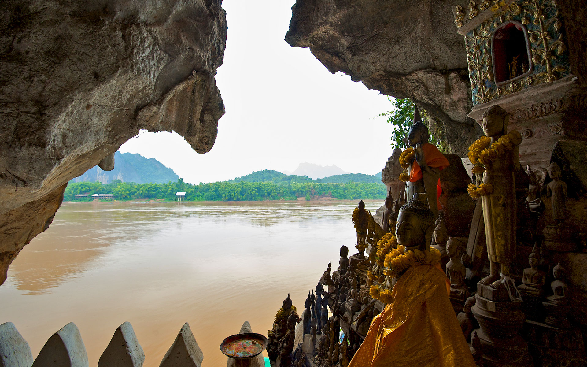 Sleeping Beauty of Laos 6 Days